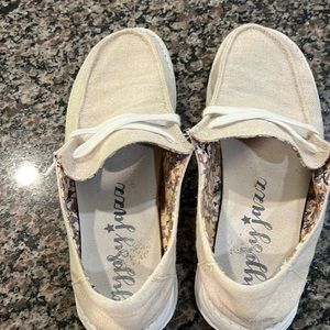 Gypsy jazz shoes
